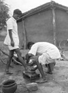 Feet washing service, Chamrahi, Bihar, India, 1958 https://commons.wikimedia.org/wiki/File:Feet_washing_service,_Chamrahi,_Bihar,_India,_1958_(16791125790).jpg?uselang=de